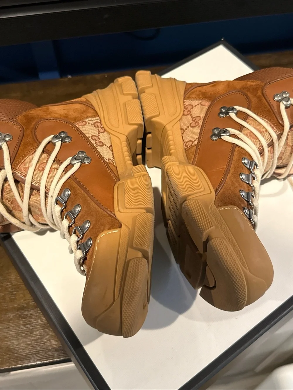 GUCCI GG Monogram Canvas Suede Flashtrek Hiking Boot Tan Brown Sz 8.5